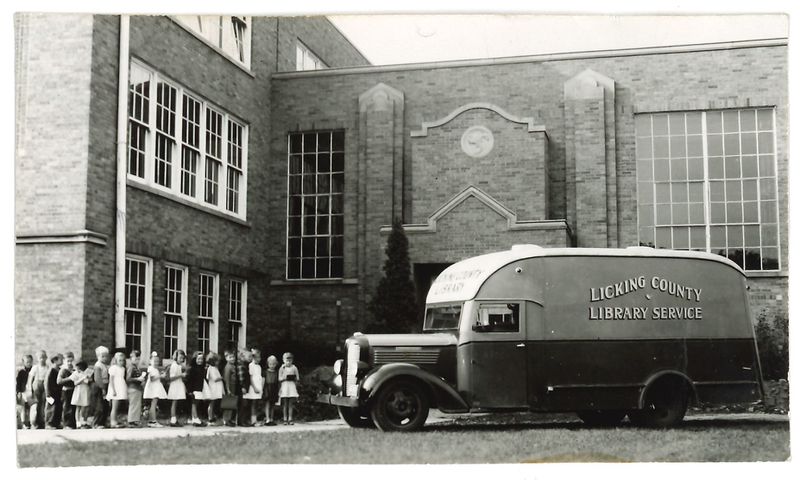 File:Image of first Licking County Bookmobile .jpg